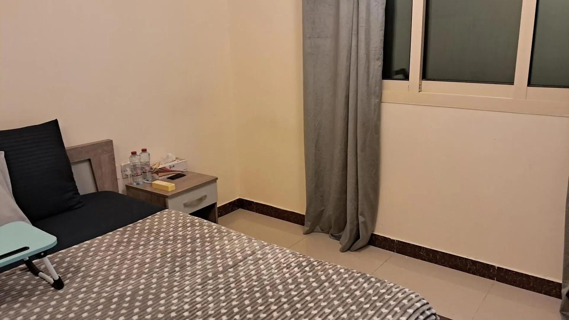 Top House Zayed Airport أبو ظبي منزل للإقامة
